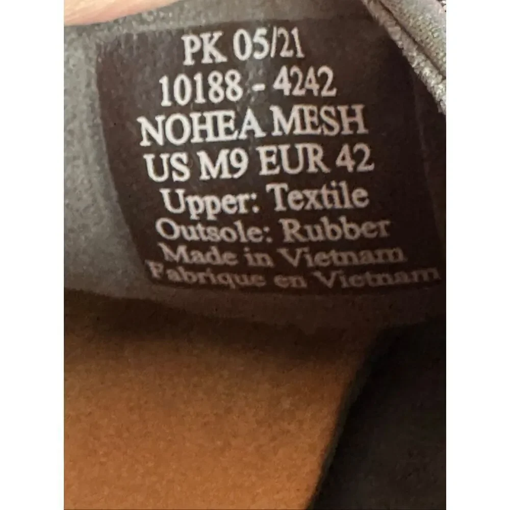 OluKai Men’s Nohea Mesh Slip On Shoe Size 9